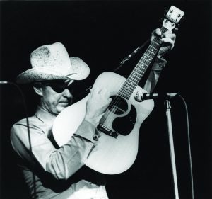 Read more about the article Dick Curless: A Truckers Songwriter